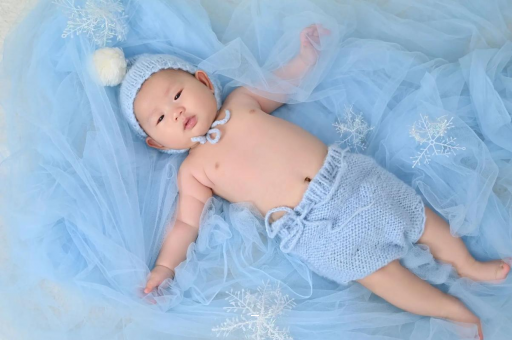 定安宝宝嘴唇周围发青 定安宝宝嘴唇周围发青